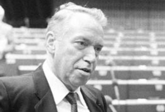 Karl  AHRENS